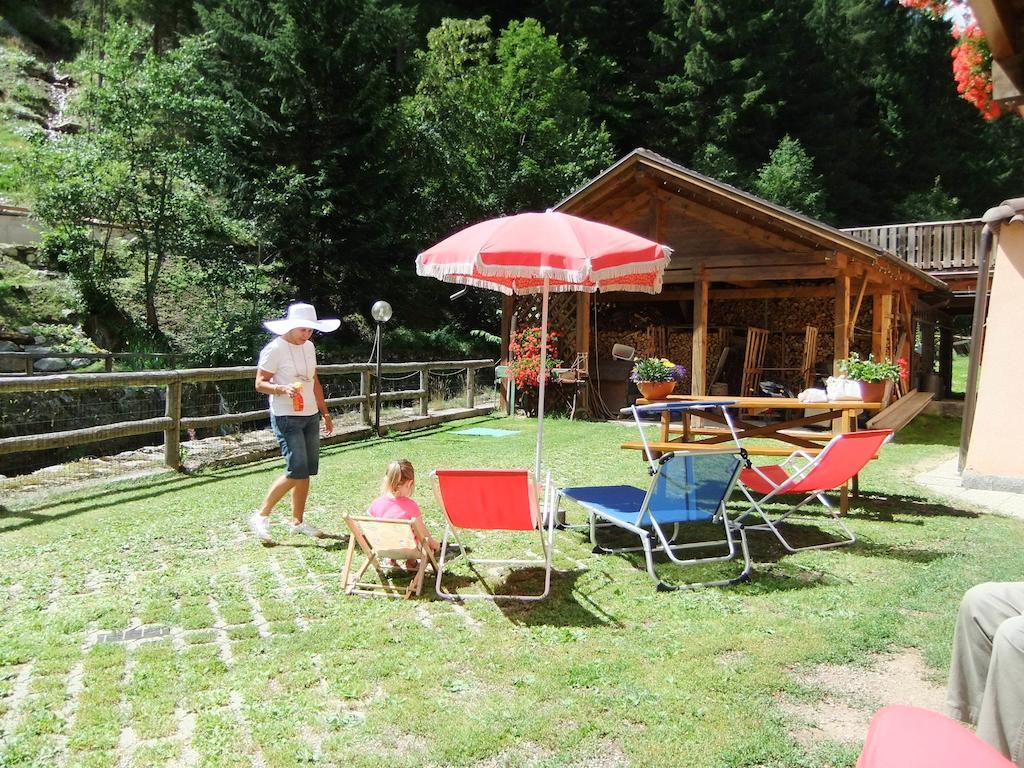 Appartamenti Rabbi Fonti Bagni di Rabbi Zewnętrze zdjęcie